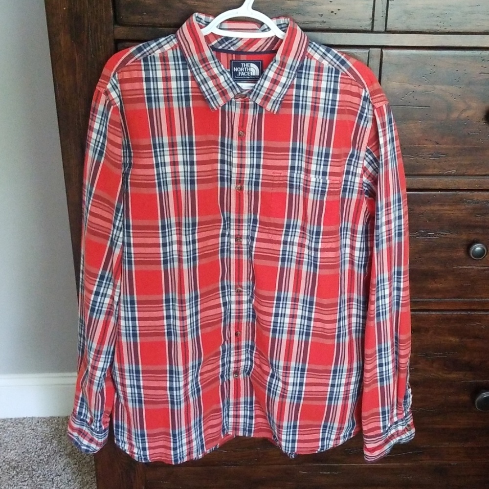 The North Face Button Up Shirt Size XL
